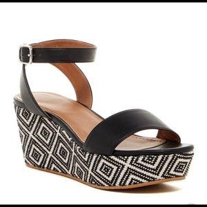 14th & Union Belle Diamond Wedge Platform